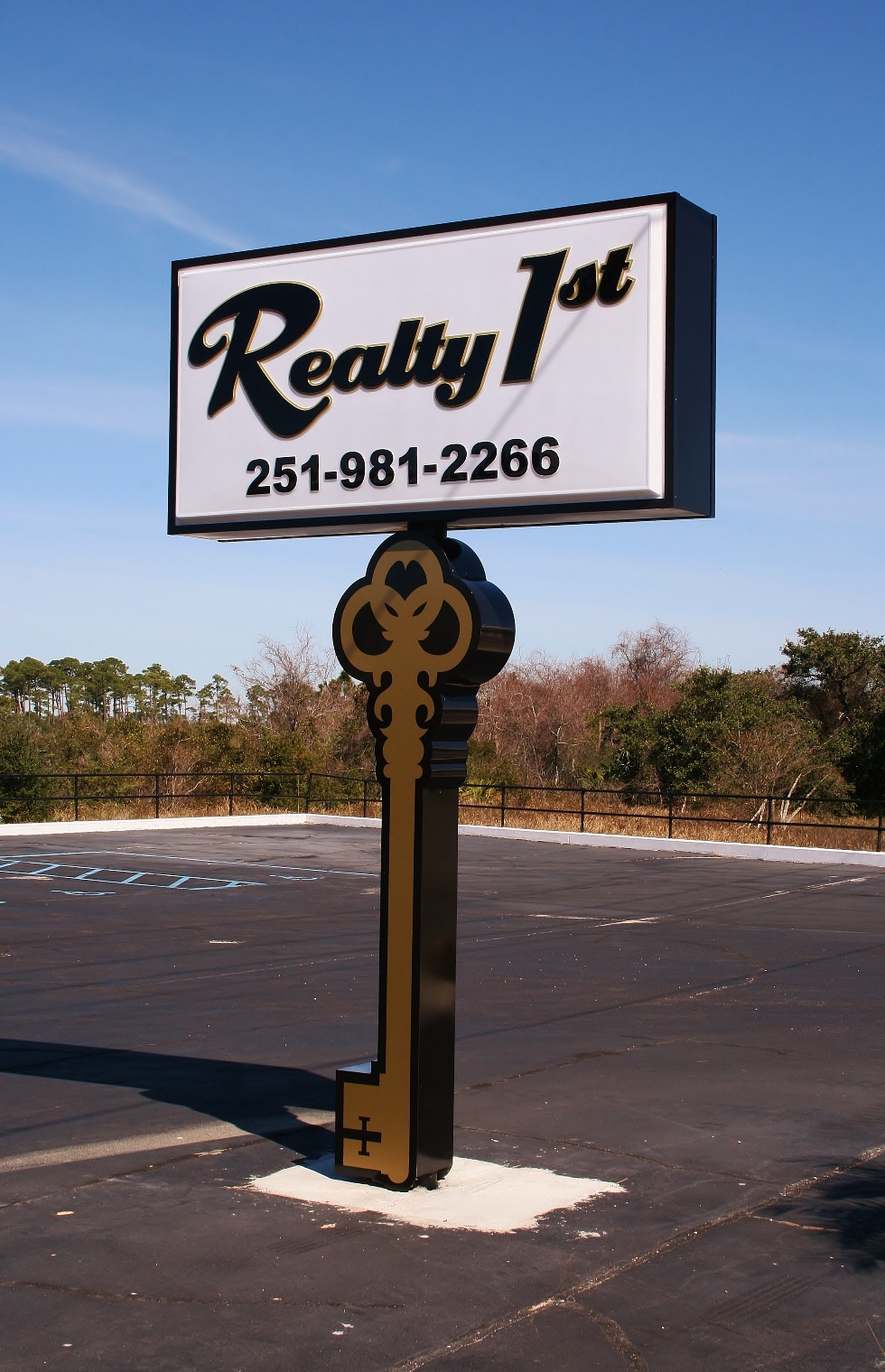 Pylon Signs Modern SignsModern Signs
